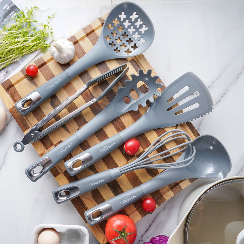 Masterpan 7 - osaline köögitarvikute komplekt, hall - Ostuklikk